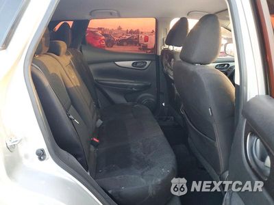 Zdjęcie 11 z 14 samochodu: 2017 NISSAN ROGUE SPORT S VIN:JN1BJ1CPXHW023804 - miniatura