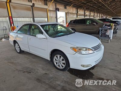 Czwarte zdjęcie samochodu z boku: 2003 TOYOTA CAMRY XLE VIN:4T1BE30K83U247899 - miniatura