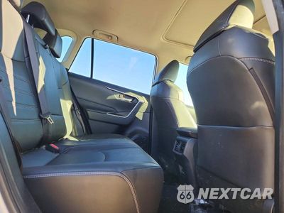 Zdjęcie 11 z 13 samochodu: 2019 TOYOTA RAV4 XLE PREMIUM VIN:JTMA1RFV2KD507664 - miniatura