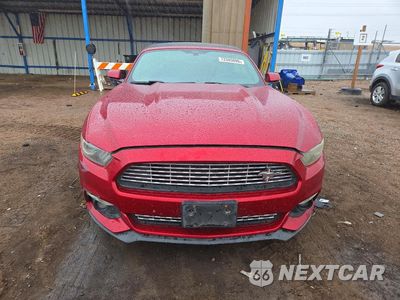 Piąte zdjęcie samochodu w środku: 2016 FORD MUSTANG VIN:1FATP8UH2G5333682 - miniatura