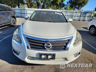 Piąte zdjęcie samochodu w środku: 2015 NISSAN ALTIMA 2.5 SL VIN:1N4AL3AP9FN306723 - miniatura