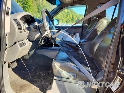 Zdjęcie 7 z 13 samochodu: 2008 NISSAN FRONTIER SE V6 VIN:1N6AD07W18C415273 - miniatura