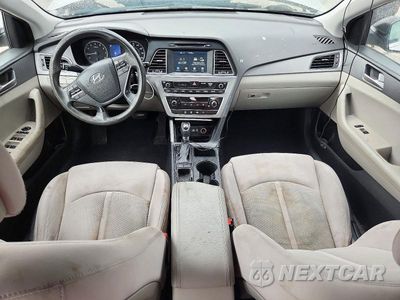 Zdjęcie 8 z 12 samochodu: 2017 HYUNDAI SONATA SE VIN:5NPE24AF8HH483360 - miniatura