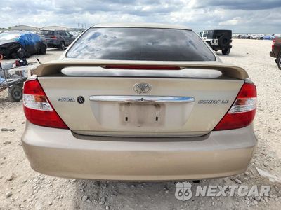 Zdjęcie 6 z 13 samochodu: 2004 TOYOTA CAMRY LE VIN:4T1BE30K44U910130 - miniatura