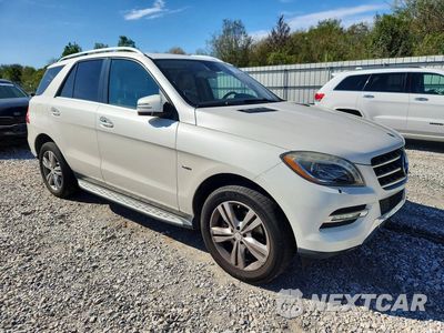 Czwarte zdjęcie samochodu z boku: 2012 MERCEDES-BENZ ML 350 BLUETEC VIN:4JGDA2EB5CA086100 - miniatura