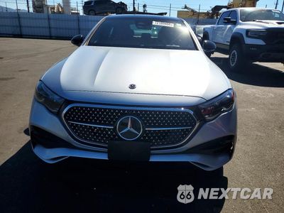 Piąte zdjęcie samochodu w środku: 2024 MERCEDES-BENZ E 350 4MATIC VIN:W1KLF4HB5RA059017 - miniatura