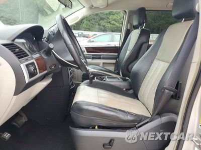 Zdjęcie 7 z 13 samochodu: 2010 CHRYSLER TOWN & COUNTRY TOURING PLUS VIN:2A4RR8D18AR320683 - miniatura