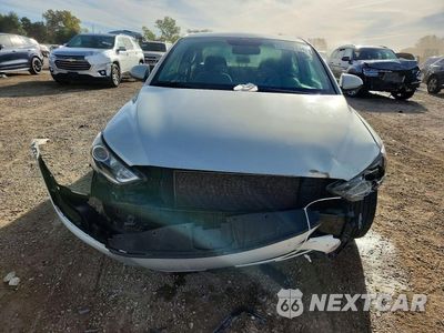 Piąte zdjęcie samochodu w środku: 2018 HYUNDAI ELANTRA SEL VIN:KMHD84LFXJU473623 - miniatura