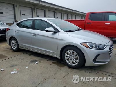 Czwarte zdjęcie samochodu z boku: 2018 HYUNDAI ELANTRA SE VIN:5NPD74LF6JH225564 - miniatura