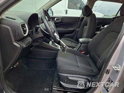 Zdjęcie 7 z 14 samochodu: 2022 HYUNDAI VENUE SEL VIN:KMHRC8A37NU160698 - miniatura