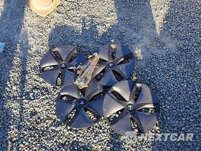Zdjęcie 12 z 13 samochodu: 2019 TESLA MODEL 3 VIN:5YJ3E1EA5KF316827 - miniatura