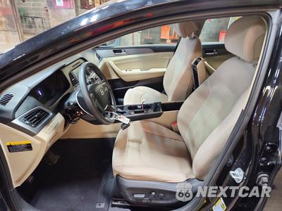 Zdjęcie 7 z 13 samochodu: 2016 HYUNDAI SONATA ECO VIN:5NPE24AA4GH432182 - miniatura