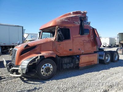 Drugie zdjęcie samochodu z przodu: 2024 VOLVO VNL SEMI TRUCK VIN:4V4NC9EH2RN646029 - miniatura