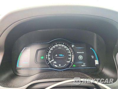 Zdjęcie 9 z 12 samochodu: 2019 HYUNDAI IONIQ LIMITED VIN:KMHC75LDXKU182852 - miniatura