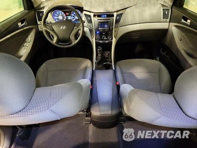 Zdjęcie 8 z 13 samochodu: 2014 HYUNDAI SONATA GLS VIN:5NPEB4AC2EH901297 - miniatura