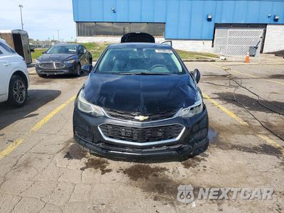 Piąte zdjęcie samochodu w środku: 2017 CHEVROLET CRUZE LT VIN:3G1BE6SM3HS531896 - miniatura