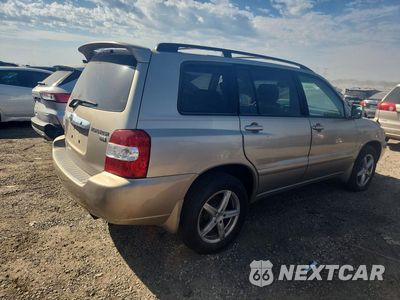 Trzecie zdjęcie samochodu z tyłu: 2006 TOYOTA HIGHLANDER HYBRID VIN:JTEEW21A360013000 - miniatura