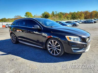 Czwarte zdjęcie samochodu z boku: 2015 VOLVO V60 PREMIER VIN:YV126MEB5F1188178 - miniatura