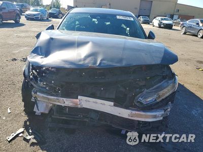 Piąte zdjęcie samochodu w środku: 2019 HONDA ACCORD HYBRID EXL VIN:1HGCV3F5XKA005515 - miniatura