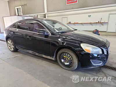 Czwarte zdjęcie samochodu z boku: 2011 VOLVO S60 T6 VIN:YV1902FH3B2005050 - miniatura