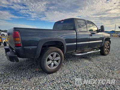 Trzecie zdjęcie samochodu z tyłu: 2005 GMC NEW SIERRA C1500 VIN:1GTEC19X15Z211505 - miniatura