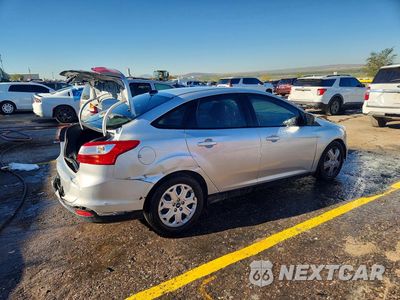 Piąte zdjęcie samochodu w środku: 2012 FORD FOCUS SE VIN:1FAHP3F26CL313555 - miniatura