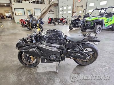 Trzecie zdjęcie samochodu z tyłu: 2013 SUZUKI GSX-R1000 VIN:JS1GT78A7D2100676 - miniatura