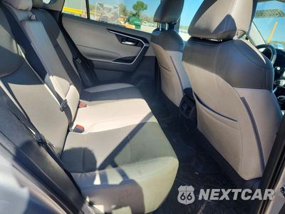 Zdjęcie 10 z 12 samochodu: 2019 TOYOTA RAV4 XLE VIN:2T3W1RFVXKW037389 - miniatura