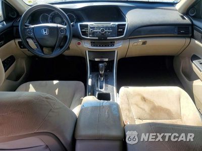 Zdjęcie 8 z 13 samochodu: 2013 HONDA ACCORD EX VIN:1HGCR2F70DA208013 - miniatura