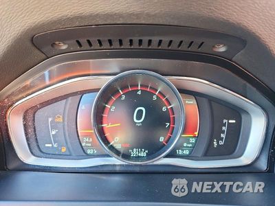 Zdjęcie 9 z 12 samochodu: 2015 VOLVO V60 PREMIER VIN:YV126MEB5F1188178 - miniatura
