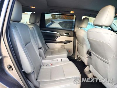 Zdjęcie 12 z 14 samochodu: 2017 TOYOTA HIGHLANDER HYBRID LIMITED PLATINUM VIN:5TDDGRFH3HS020704 - miniatura