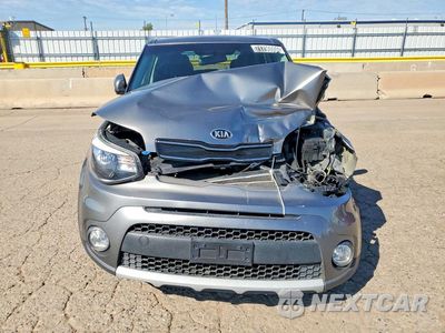 Piąte zdjęcie samochodu w środku: 2019 KIA SOUL + VIN:KNDJP3A55K7656054 - miniatura