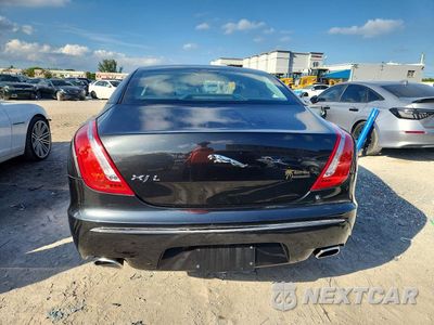Zdjęcie 6 z 12 samochodu: 2011 JAGUAR XJL VIN:SAJWA2GB9BLV08044 - miniatura