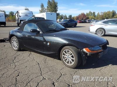 Czwarte zdjęcie samochodu z boku: 2004 BMW Z4 2.5 VIN:4USBT33544LR67136 - miniatura