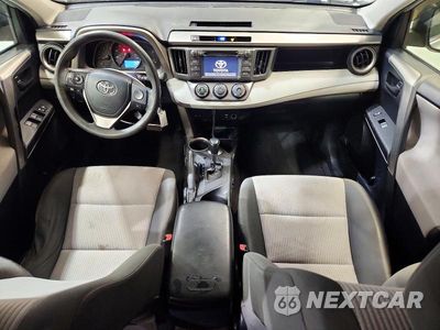Zdjęcie 8 z 13 samochodu: 2015 TOYOTA RAV4 LE VIN:JTMBFREV5FD149585 - miniatura