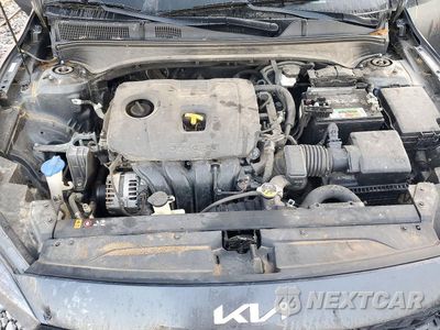 Zdjęcie 11 z 12 samochodu: 2023 KIA FORTE LXS VIN:3KPF24AD9PE567371 - miniatura