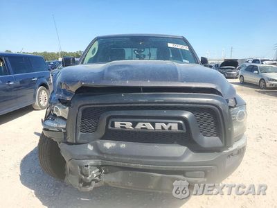 Piąte zdjęcie samochodu w środku: 2019 RAM 1500 CLASSIC SLT VIN:1C6RR6GG6KS676163 - miniatura