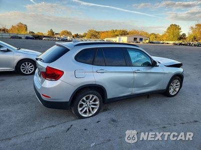 Trzecie zdjęcie samochodu z tyłu: 2015 BMW X1 XDRIVE28I VIN:WBAVL1C59FVY25795 - miniatura