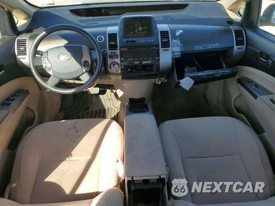 Zdjęcie 8 z 12 samochodu: 2005 TOYOTA PRIUS BASE VIN:JTDKB20U253085978 - miniatura