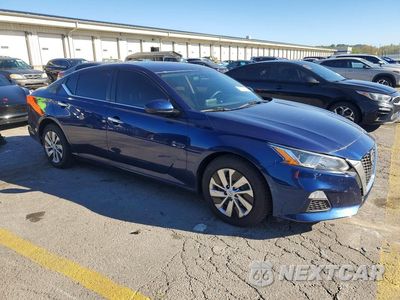 Czwarte zdjęcie samochodu z boku: 2019 NISSAN ALTIMA S VIN:1N4BL4BV4KC241552 - miniatura