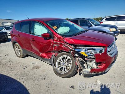 Czwarte zdjęcie samochodu z boku: 2019 FORD ESCAPE SE VIN:1FMCU0GD7KUA41436 - miniatura