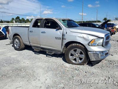 Czwarte zdjęcie samochodu z boku: 2015 RAM 1500 SLT VIN:1C6RR7GT4FS645079 - miniatura