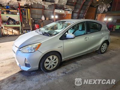 2013 TOYOTA PRIUS C ONE JTDKDTB31D1536624 - główne zdjęcie licytacji z USA - miniatura