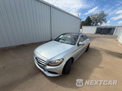 Drugie zdjęcie samochodu z przodu: 2016 MERCEDES-BENZ C 300 VIN:55SWF4JB6GU177131 - miniatura