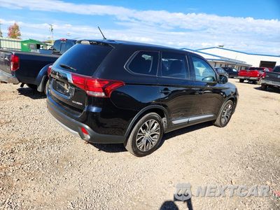 Trzecie zdjęcie samochodu z tyłu: 2016 MITSUBISHI OUTLANDER SE VIN:JA4AZ3A37GZ017687 - miniatura