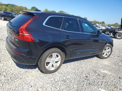Trzecie zdjęcie samochodu z tyłu: 2022 VOLVO XC60 B5 MOMENTUM VIN:YV4L12RK2N1052299 - miniatura