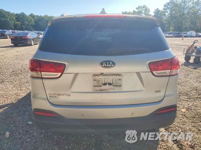 Zdjęcie 6 z 13 samochodu: 2017 KIA SORENTO LX VIN:5XYPG4A34HG267884 - miniatura