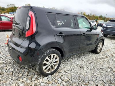 Trzecie zdjęcie samochodu z tyłu: 2018 KIA SOUL + VIN:KNDJP3A51J7551784 - miniatura