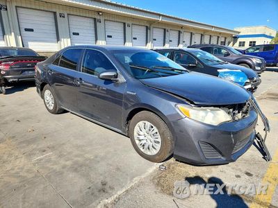 Czwarte zdjęcie samochodu z boku: 2014 TOYOTA CAMRY HYBRID LE VIN:4T1BD1FK2EU101113 - miniatura