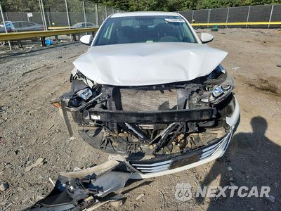 Piąte zdjęcie samochodu w środku: 2018 HYUNDAI ELANTRA VALUE EDITION VIN:5NPD84LF0JH225914 - miniatura
